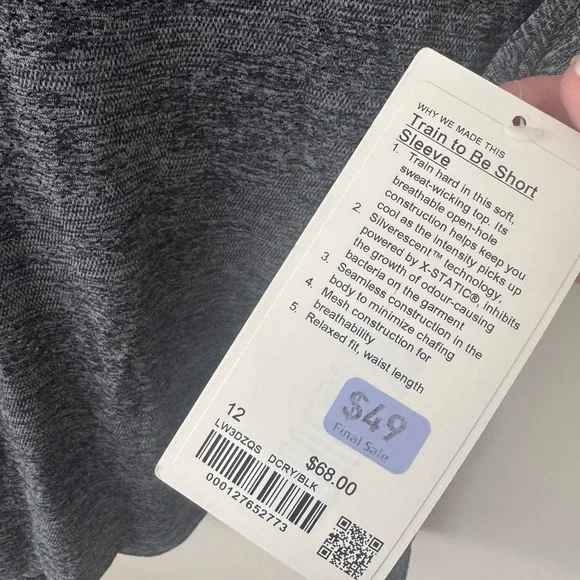 lululemon athletica Women’s Charcoal Tee - Picture 4 of 4